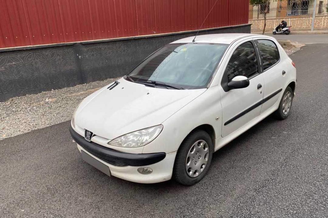 haftanin-firsat-araci-2007-peugeot-206-1-4-hdi-x-l-ne-birinciel